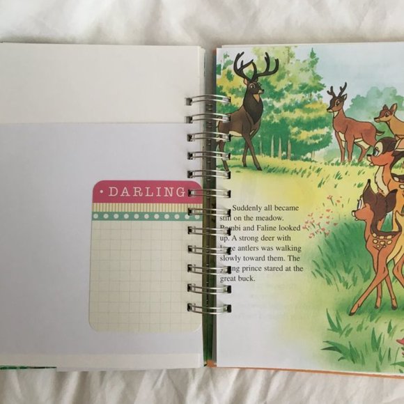Disney Bambi Scrapbook *BRAND NEW - NEVER USED* - Picture 4 of 7